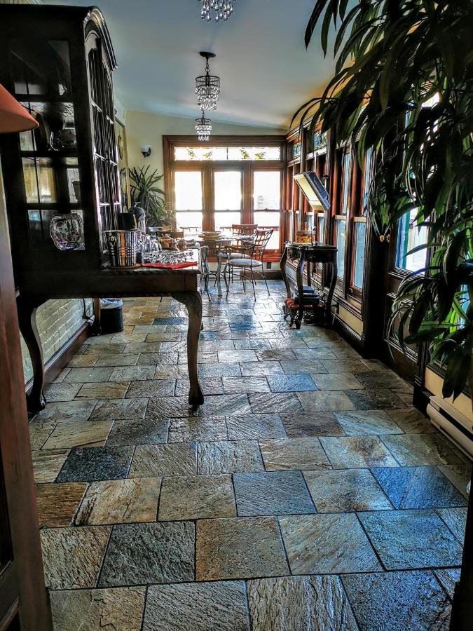 Auberge J.A Moisan Québec Buitenkant foto