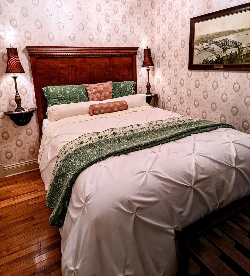 Auberge J.A Moisan Québec Buitenkant foto